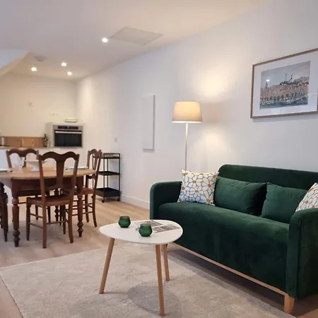 Apartment Hypolite 5 Elegant 80 Meters From Port 2 Guests Honfleur